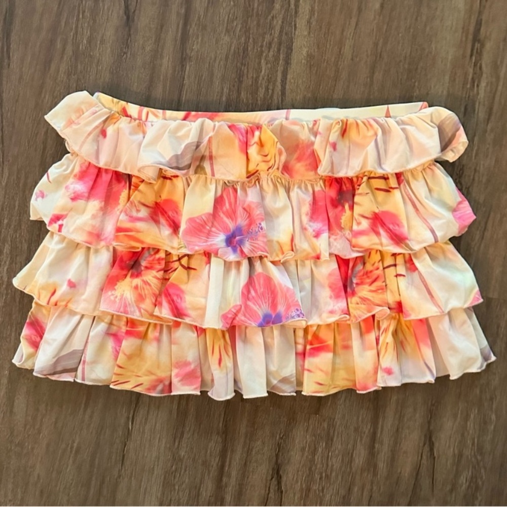 Urban Outfitters Ruffle Trim Floral Skort NWT - Picture 6 of 7